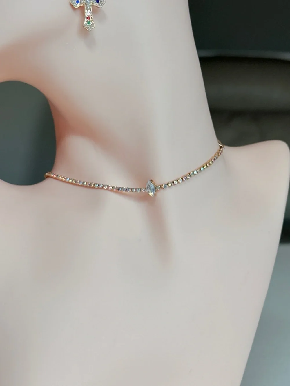 Rose Gold Crystal Choker Necklace - Picture 4 of 7